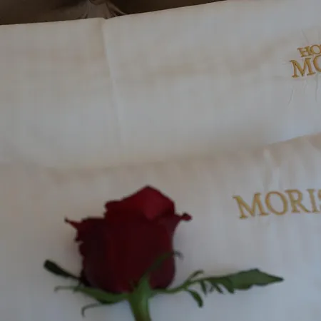 Moris מלון דירות 4*