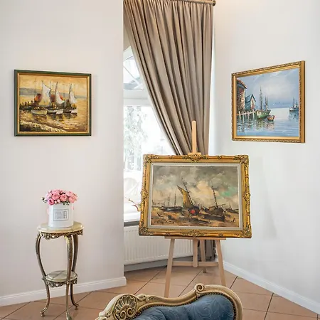 Moris Lägenhetshotell 4*