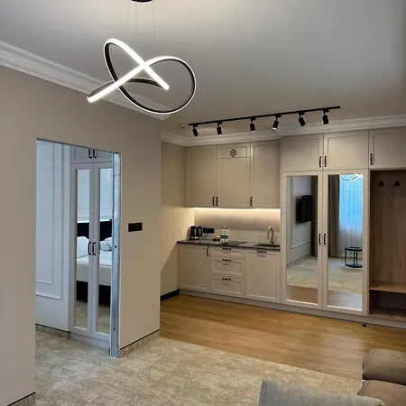 Moris מלון דירות 4*